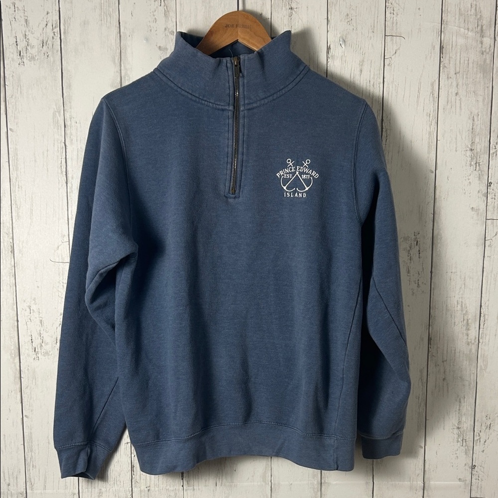 Men's Blue Half-Zip Sweater size small Prince Edward Island PEI Casual comfort